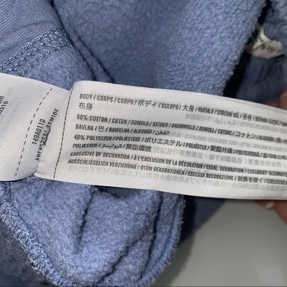 Abercrombie & Fitch Blue High Rise Tailored Fleece Shorts - Picture 6 of 8